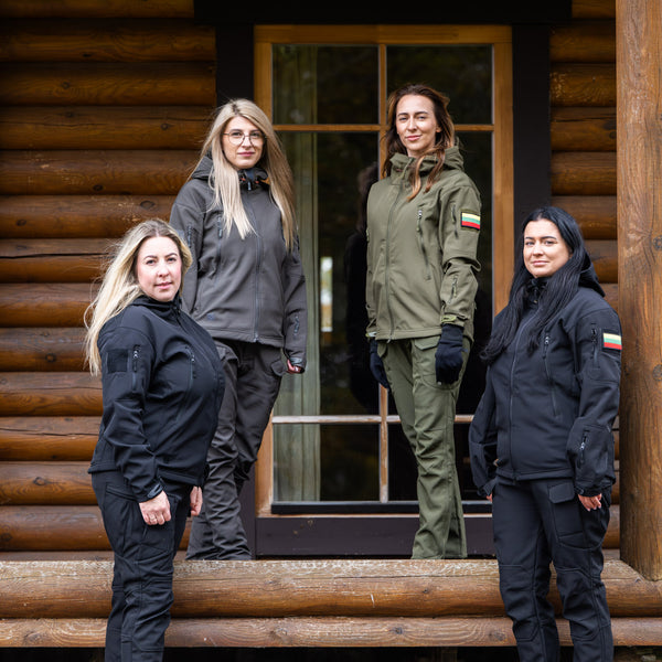 Universalus Moteriškas Kostiumas ,,Eglė''