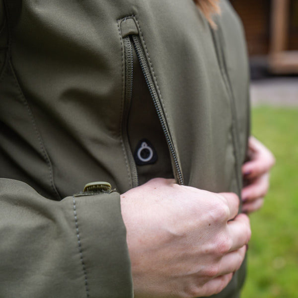 Universalus Moteriškas Kostiumas ,,Eglė''