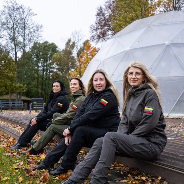 Universalus Moteriškas Kostiumas ,,Eglė''