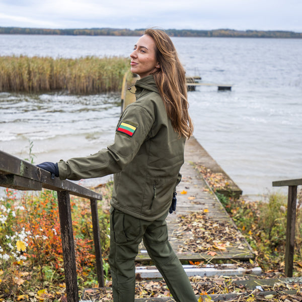 Universalus Moteriškas Kostiumas ,,Eglė''