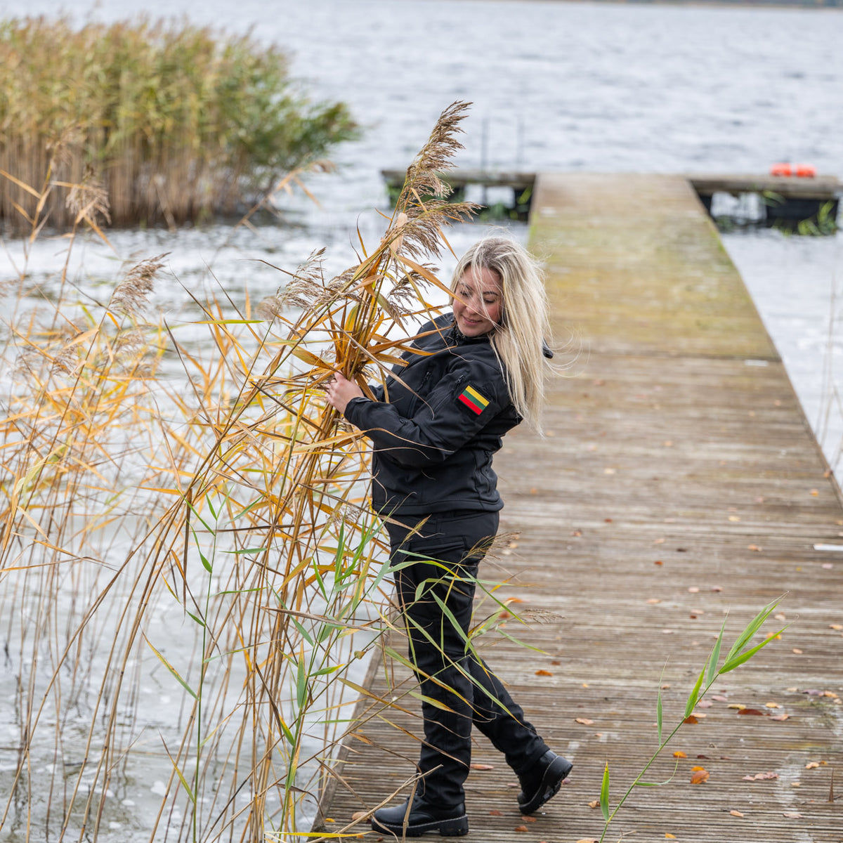 Universalus Moteriškas Kostiumas ,,Eglė''